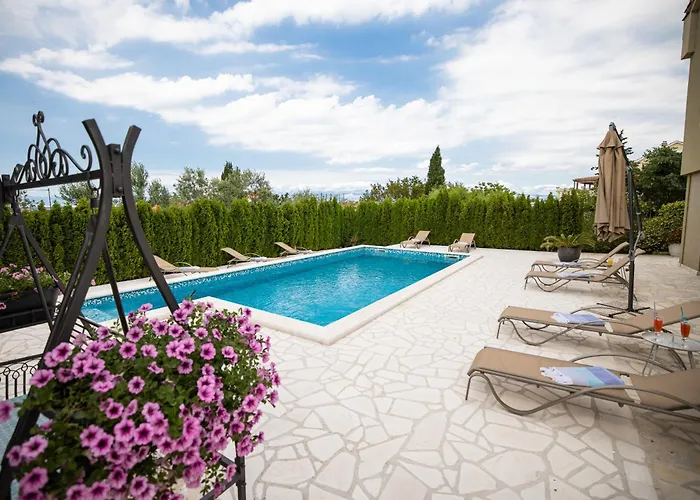 Villa Kontrada